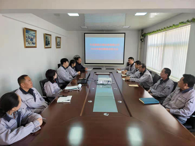 售后服務(wù)總結(jié)與表彰會_副本.jpg